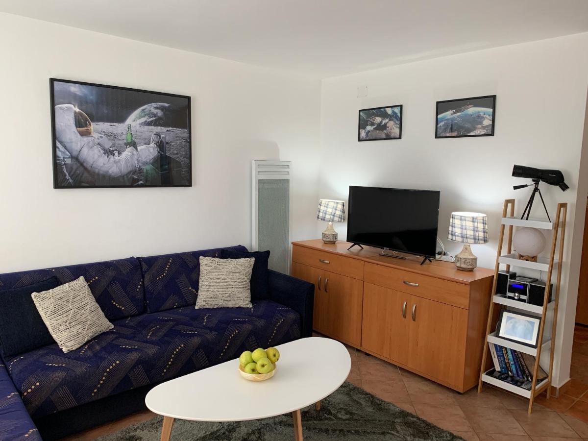 נובליה Apartments Mat מראה חיצוני תמונה